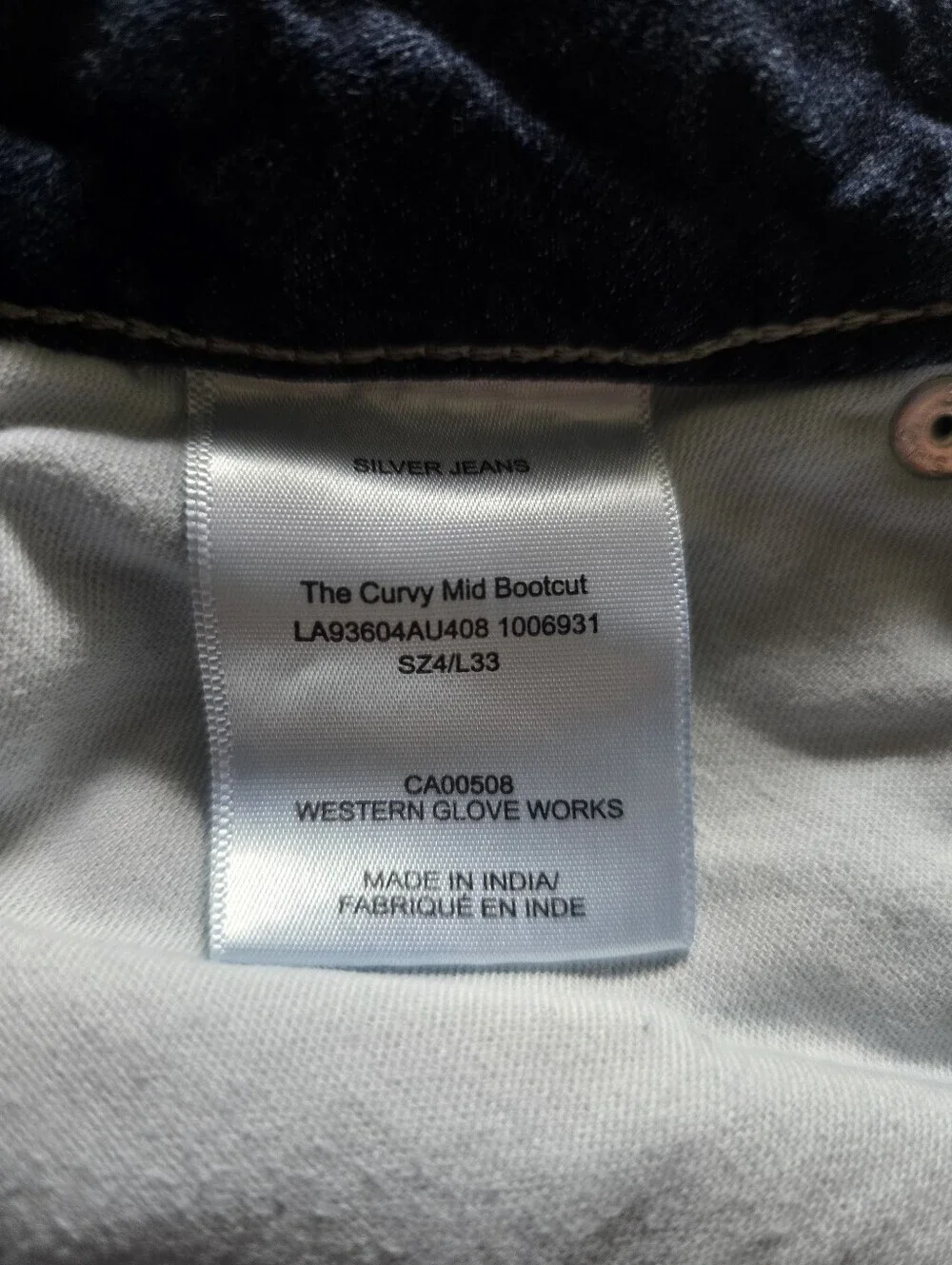 Silver Jeans The Curvy Mid Bootcut Size 4 Length 33
